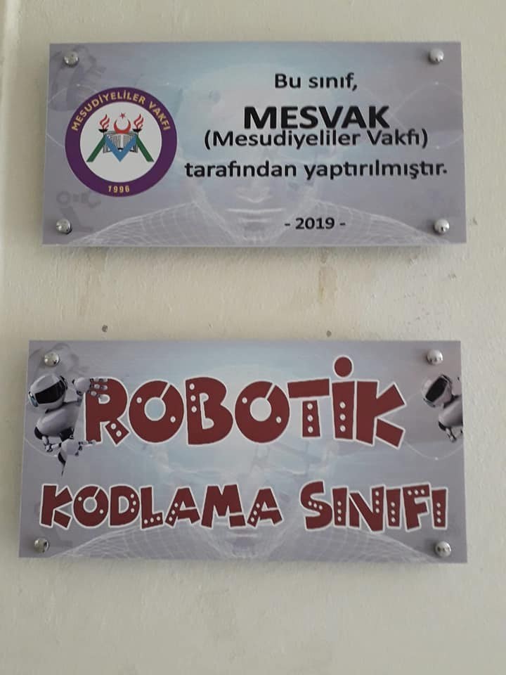MESVAK’TAN MESUD�YE’DE ROBOT�K KODLAMA SINIFI